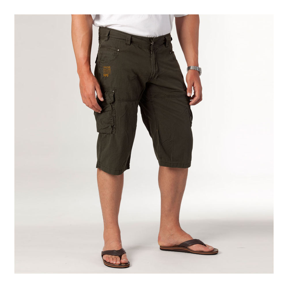 Replika - Capri Shorts