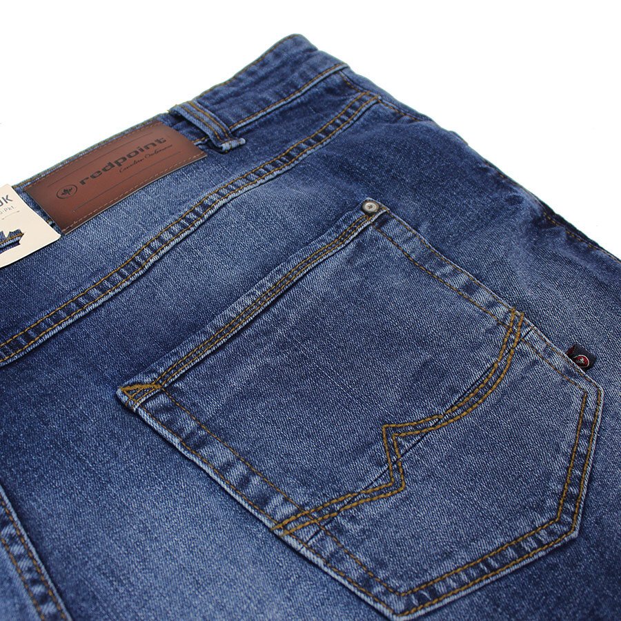 Redpoint Stretch Denim Sherbrook Fashion Jean Short - Redpoint is ...