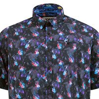 D555 - Farnborough Guitar SS Shirt Black